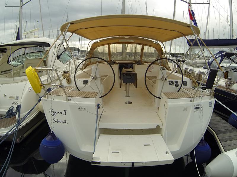 Book yachts online - sailboat - Dufour 445 GL - Prggino II - BT - rent