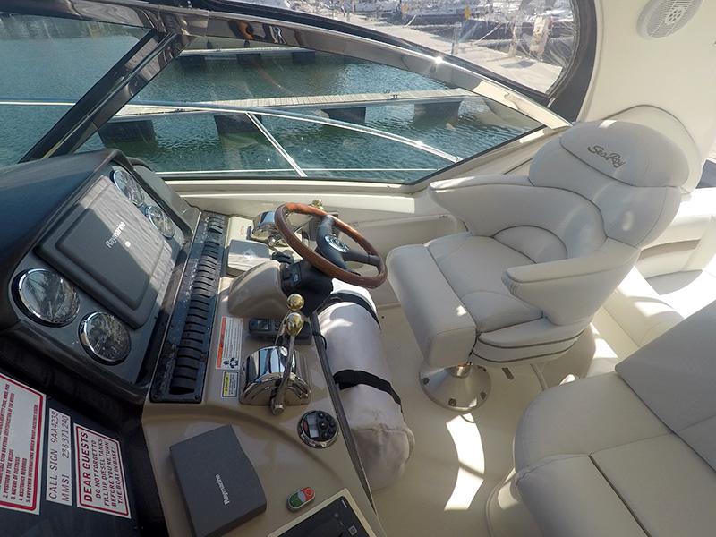 Book yachts online - motorboat - Sea Ray 455 - Gandalf - rent
