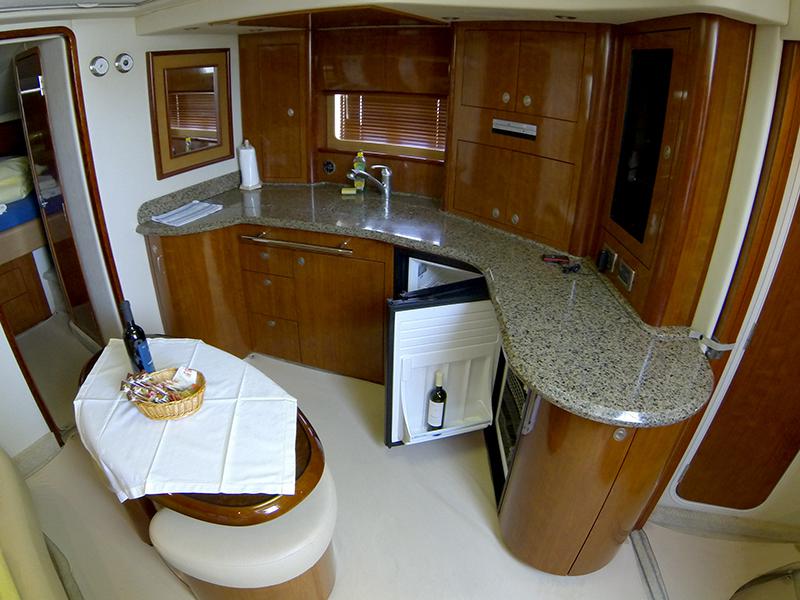 Book yachts online - motorboat - Sea Ray 455 - Gandalf - rent