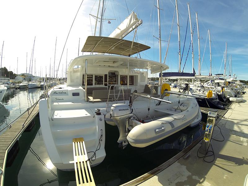 Book yachts online - catamaran - Lagoon 450 - Marčelina - rent