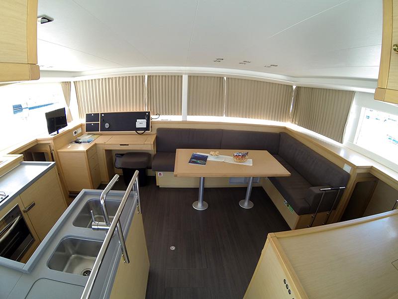 Book yachts online - catamaran - Lagoon 450 - Marčelina - rent
