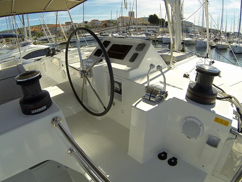 Book yachts online - catamaran - Lagoon 450 - Marčelina - rent