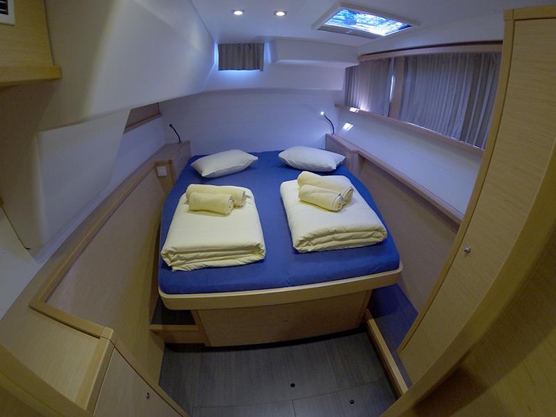 Book yachts online - catamaran - Lagoon 450 - Marčelina - rent