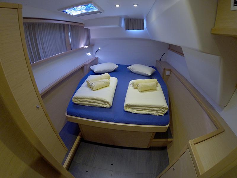 Book yachts online - catamaran - Lagoon 450 - Marčelina - rent