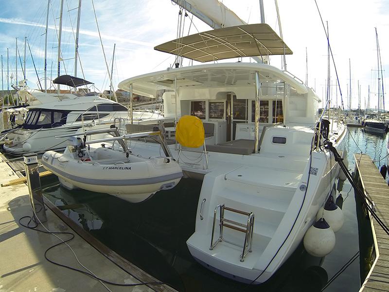 Book yachts online - catamaran - Lagoon 450 - Marčelina - rent