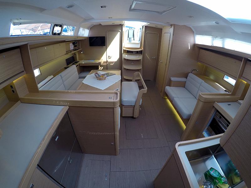 Book yachts online - sailboat - Dufour 460 GL 3 cab - Avalon II - BT - rent