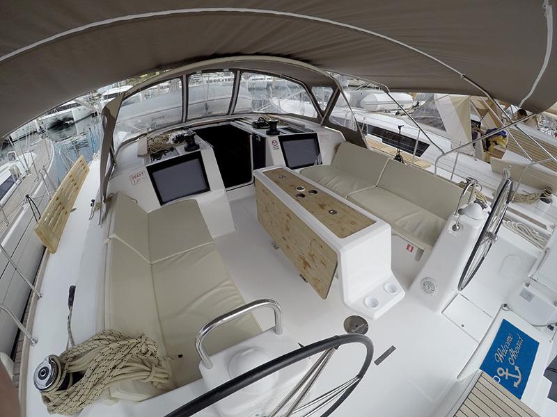 Book yachts online - sailboat - Dufour 460 4 cab - Private dancer II - BT - rent