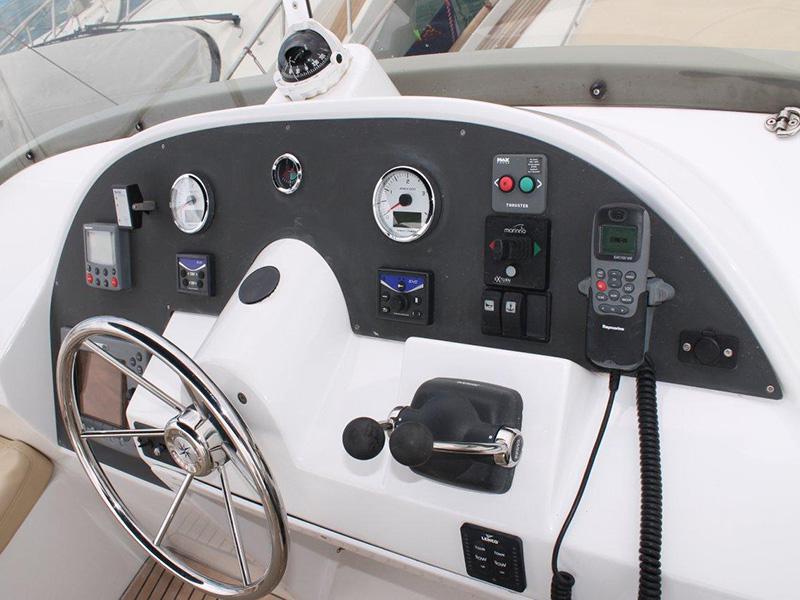 Book yachts online - motorboat - Beneteau S. Trawler 42 - Moja 3 - rent