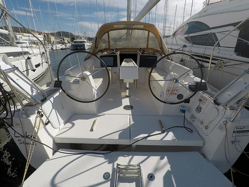 Book yachts online - sailboat - Dufour 350 GL - Luka (webasto, solar panel, additional water tank, shallow draft) - rent