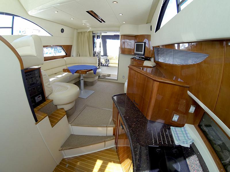 Book yachts online - motorboat - Fairline Phantom 40 - Fair Play (Jet ski - option with extra charge) - rent