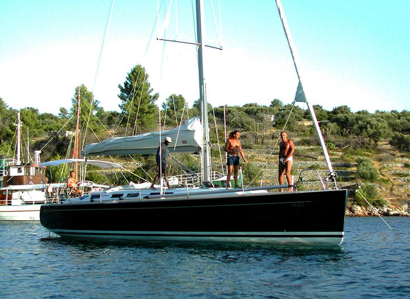 Book yachts online - sailboat - Grand Soleil 45 - Matterhorn (Sails 2019, Bowthruster) - rent