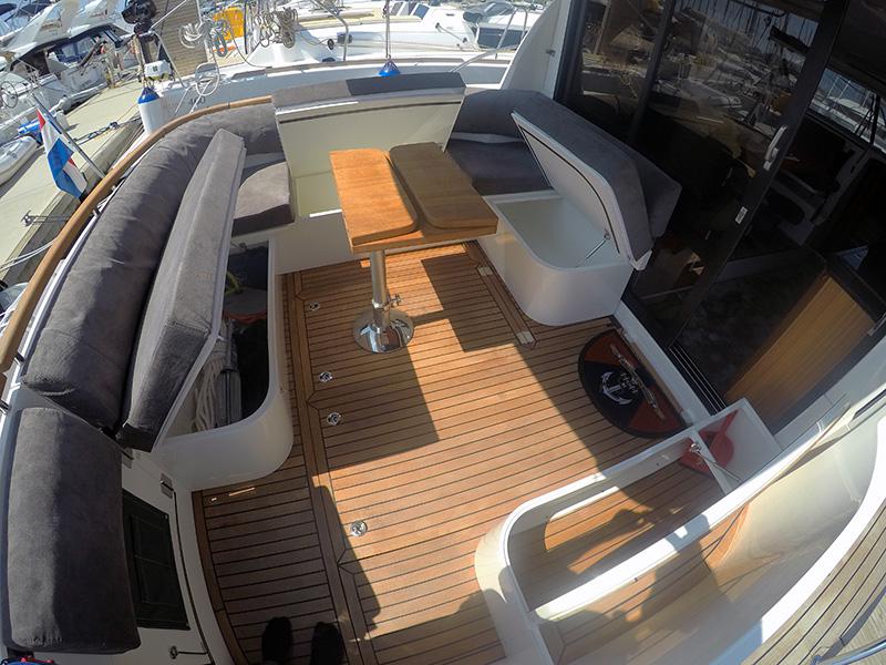 Book yachts online - motorboat - Marex 375 - North star (AC, Generator, Bowthruster, Sterntruster) - rent
