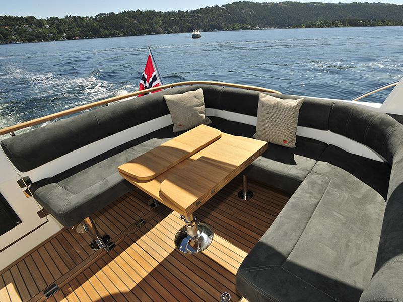 Book yachts online - motorboat - Marex 375 - North star (AC, Generator, Bowthruster, Sterntruster) - rent