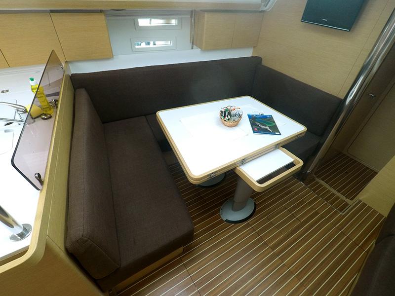 Book yachts online - sailboat - Elan 444 Impression - Marta X - BT - rent