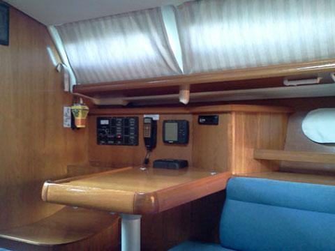 Book yachts online - sailboat - Sun Odyssey 37 - Lina - rent