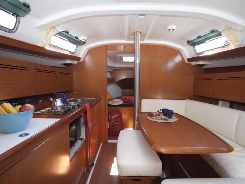 Book yachts online - sailboat - Cyclades 39 - Dreamland - rent