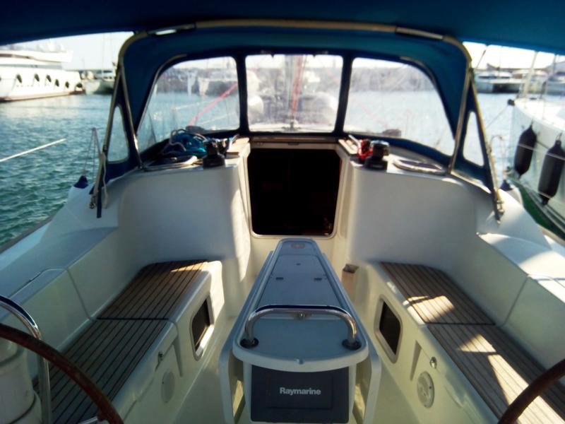 Book yachts online - sailboat - Sun Odyssey 42i _2010 - SY_2023 - rent