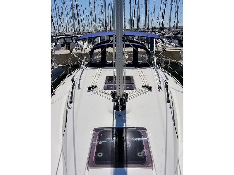 Book yachts online - sailboat - BAVARIA C 34 - BELLA - rent