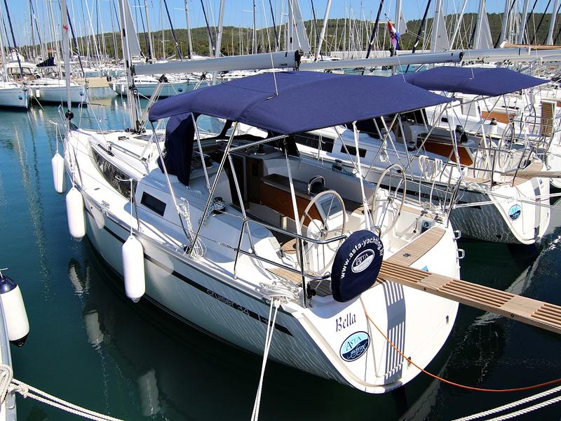 Book yachts online - sailboat - BAVARIA C 34 - BELLA - rent