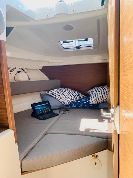 Book yachts online - motorboat - Jeanneau Merry Fisher 795 - ARYA - rent