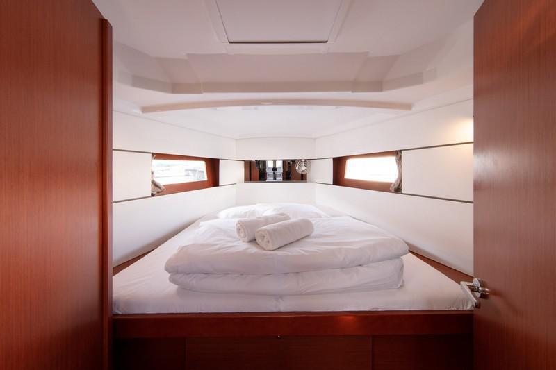 Book yachts online - sailboat - Beneteau Oceanis 38.1 - ANIMA MARIS 1 - rent