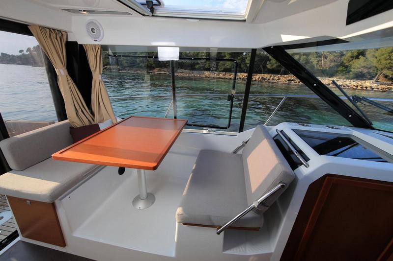 Book yachts online - motorboat - Jeanneau Merry Fisher 895 - MARKO - rent