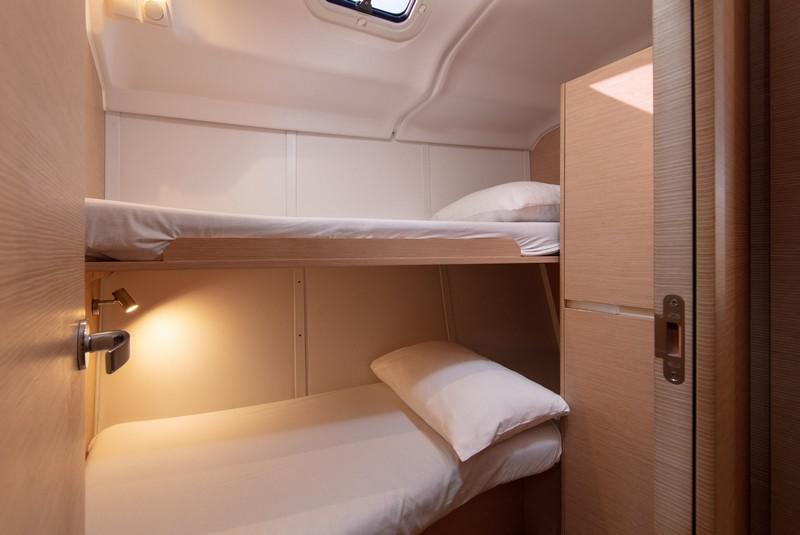 Book yachts online - sailboat - Elan 45 Impression - NUGAL - rent