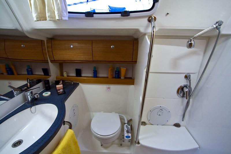 Book yachts online - sailboat - Bavaria 46 Cruiser - GRAČIĆ II - rent