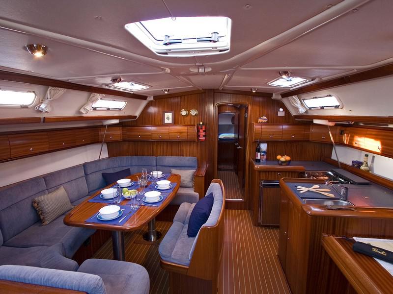 Book yachts online - sailboat - Bavaria 49 - SUTVID - rent
