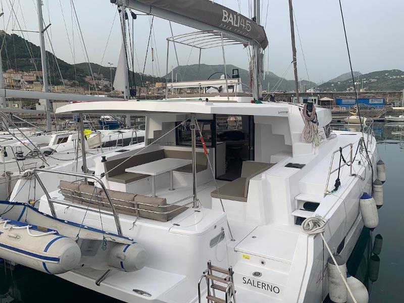 Book yachts online - catamaran - Bali 4.5 Fly - Sadalbari - rent