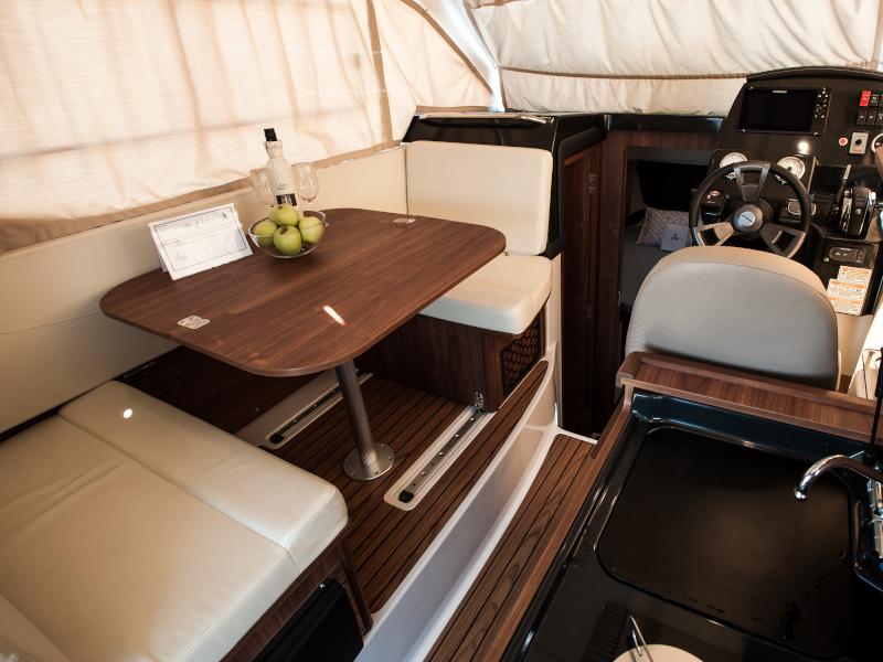 Book yachts online - motorboat - Quicksilver 855 Weekend - Luka - A/C + GEN - rent