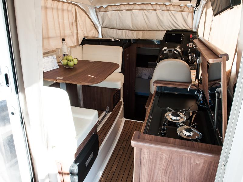 Book yachts online - motorboat - Quicksilver 855 Weekend - Luka - A/C + GEN - rent