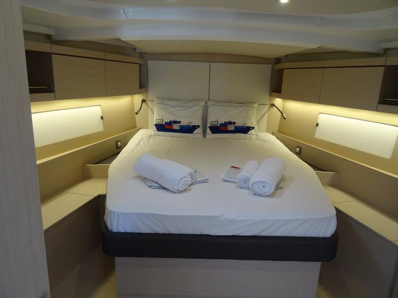 Book yachts online - sailboat - Oceanis 46.1 - Gwennili/Owners Version - rent
