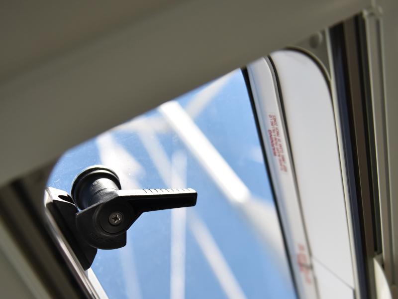 Book yachts online - sailboat - Bavaria Cruiser 41 - NIXIE - rent