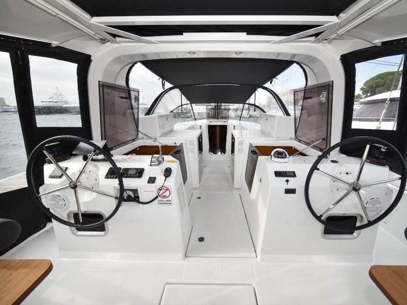 Book yachts online - sailboat - Sun Loft 47 - New Horizons - rent