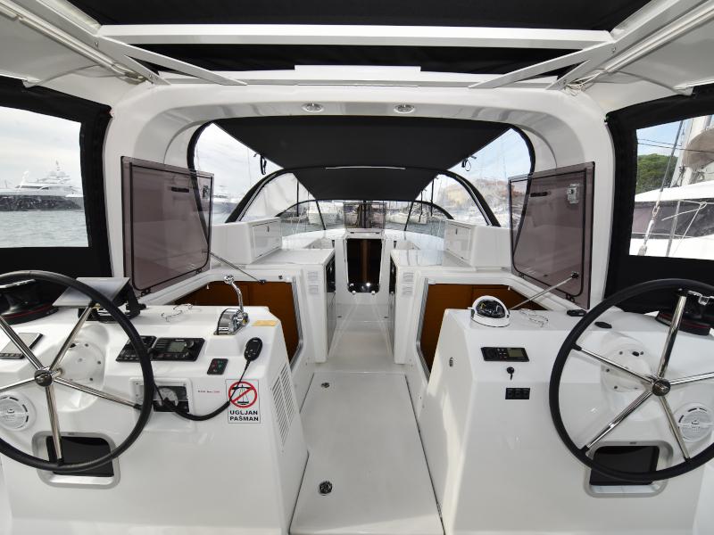Book yachts online - sailboat - Sun Loft 47 - New Horizons - rent