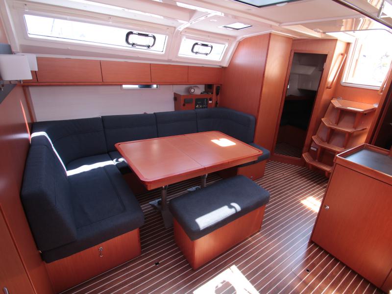 Book yachts online - sailboat - Bavaria Cruiser 46 (8+2 berths) - Annù - rent