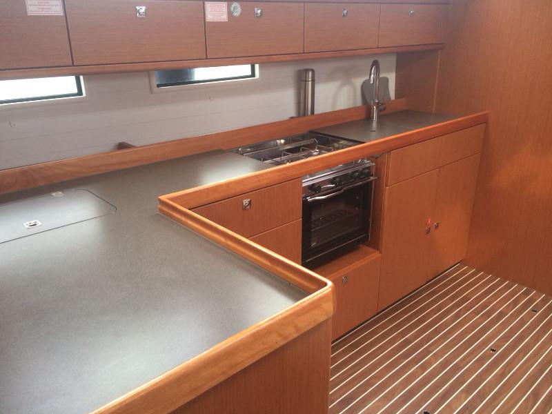 Book yachts online - sailboat - Bavaria Cruiser 46 - Matti - rent
