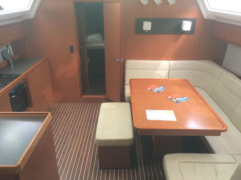 Book yachts online - sailboat - Bavaria Cruiser 46 - Matti - rent
