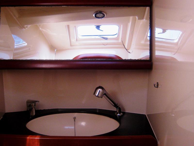 Book yachts online - sailboat - Dufour 455 Grand Large - Azzurra - rent