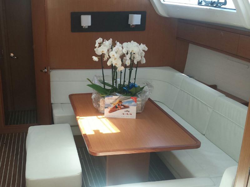 Book yachts online - sailboat - Bavaria Cruiser 51 - Aurelia - rent
