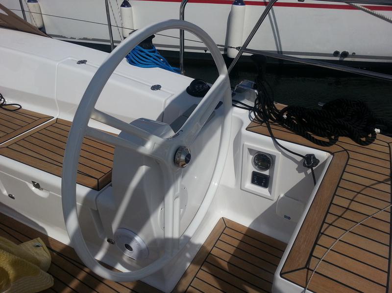 Book yachts online - sailboat - Elan 45 Impression - Alexe II - rent