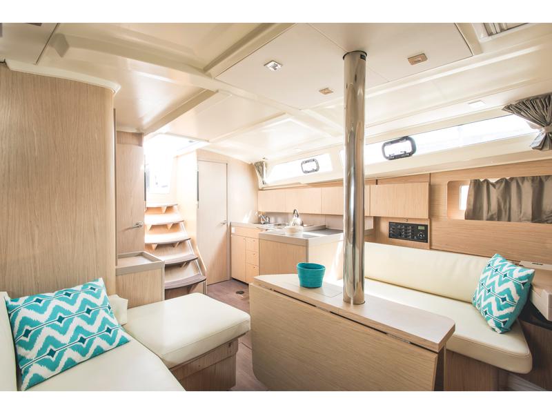 Book yachts online - sailboat - Oceanis 41.1 - Nina - Comfort line - rent