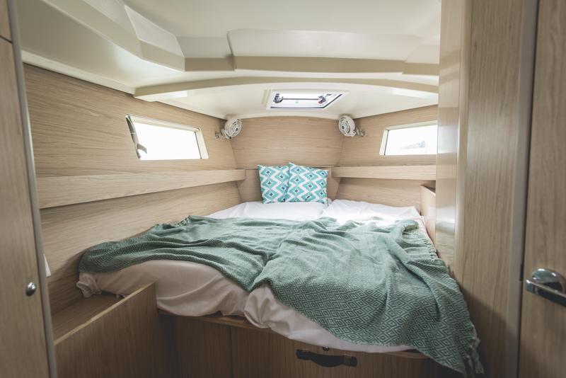 Book yachts online - sailboat - Oceanis 41.1 - Nina - Comfort line - rent