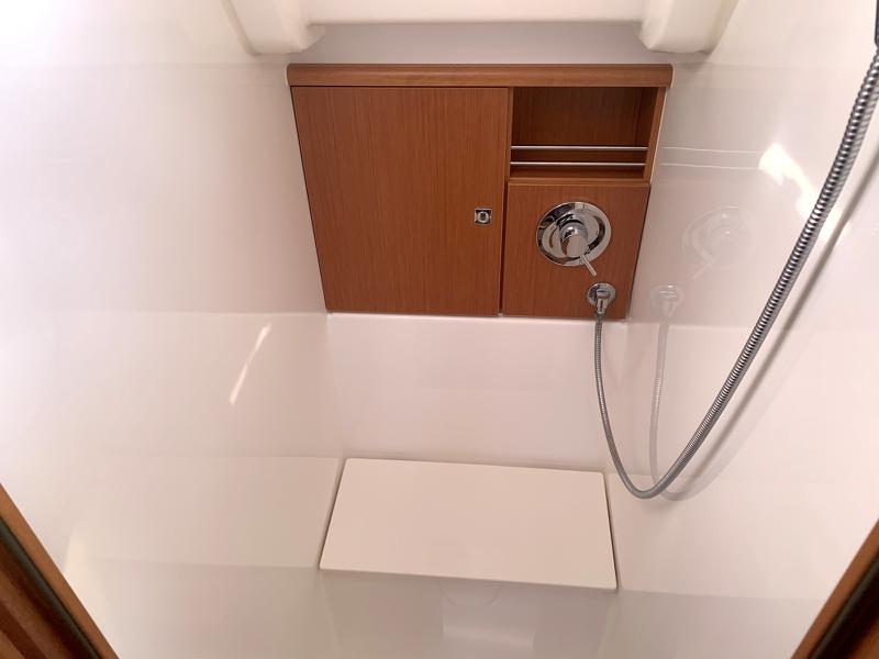 Book yachts online - sailboat - Bavaria Cruiser 51 - Alice - rent