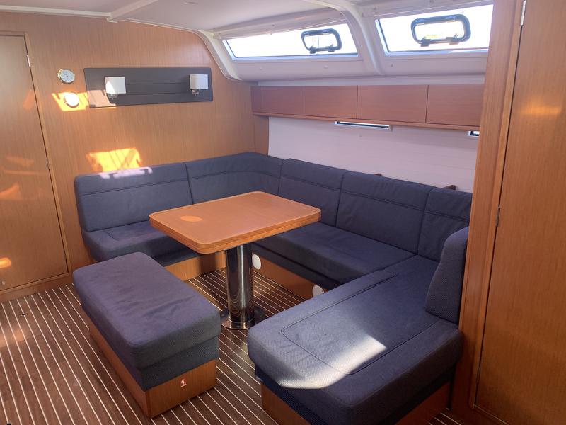 Book yachts online - sailboat - Bavaria Cruiser 51 - Alice - rent