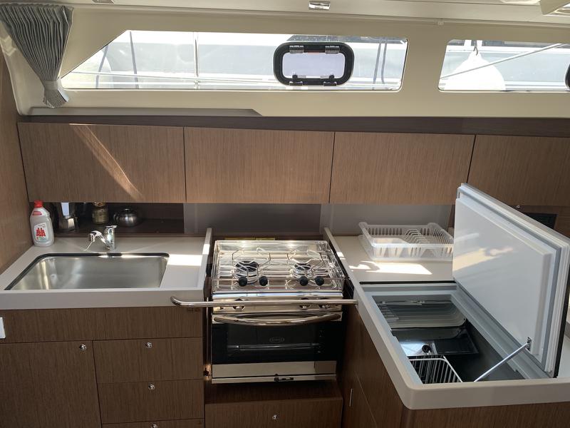 Book yachts online - sailboat - Oceanis 41.1 - Iris - rent