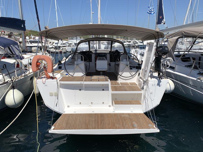Book yachts online - sailboat - Dufour 460 Grand Large (5 cab) - Fish N`Chips - rent