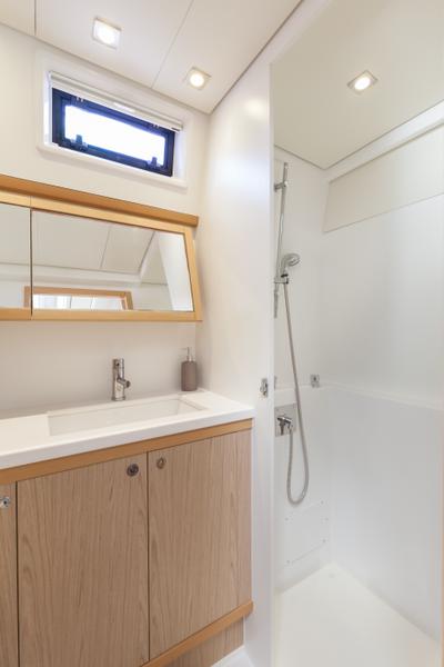 Book yachts online - catamaran - Lagoon 52 - Kepi - rent