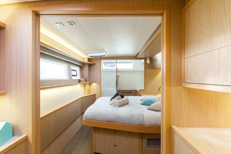 Book yachts online - catamaran - Lagoon 52 - Kepi - rent